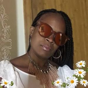 Meet your Posher, Erika